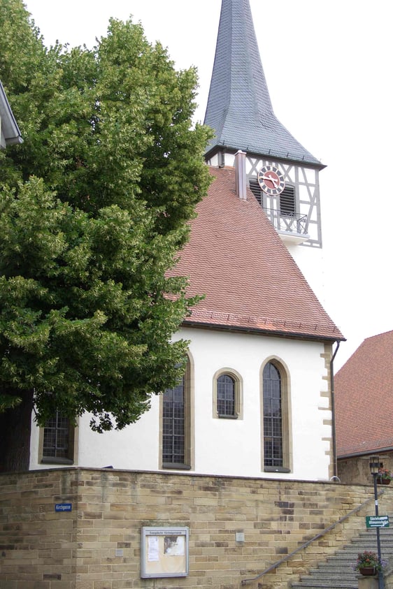 Mauritiuskirche (Südseite) im Juni 2011 nach Abschluss der Außensanierung